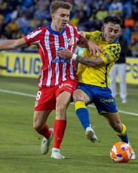 英雄联盟世界赛-阿斯报：巴里奥斯恢复训练 卡尔多索伤退 索尔洛特未参加合练